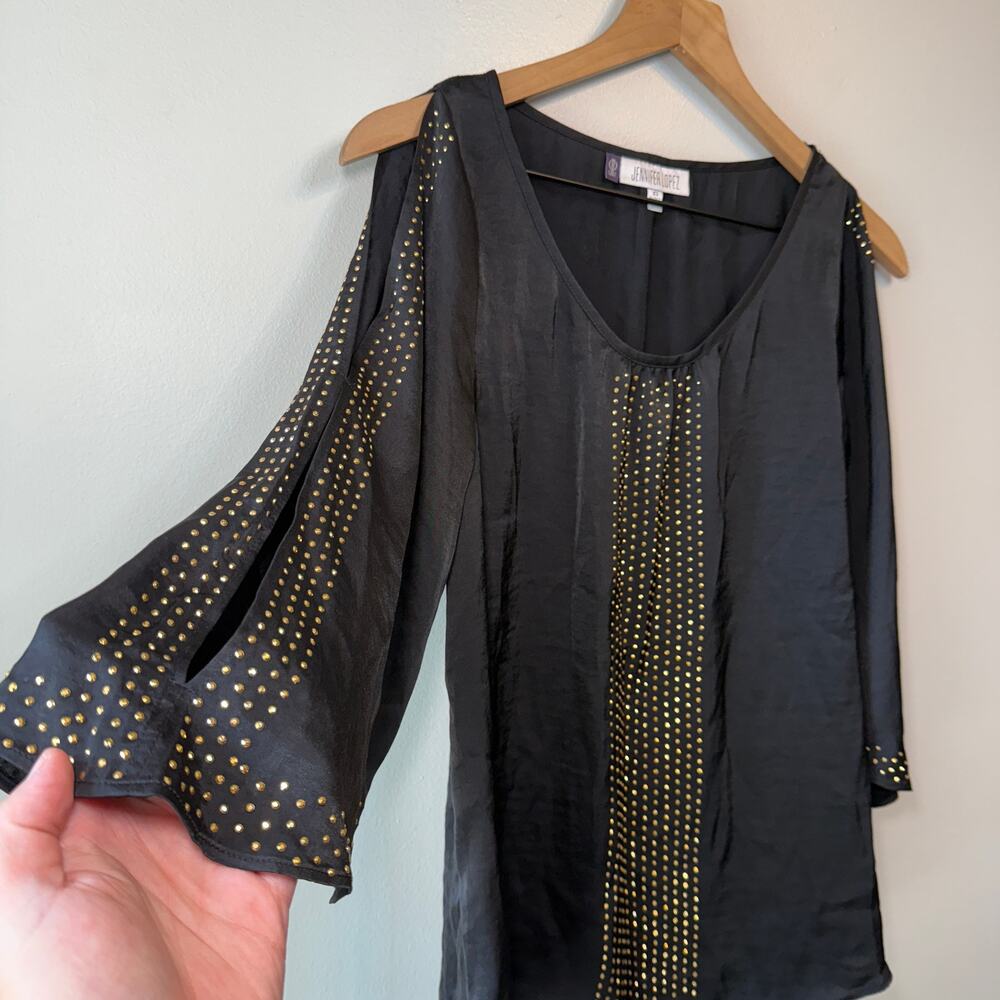 Jennifer Lopez Women's Cold Shoulder Studded Sleeve Blouse Black Size X-Small - Picture 2 of 6